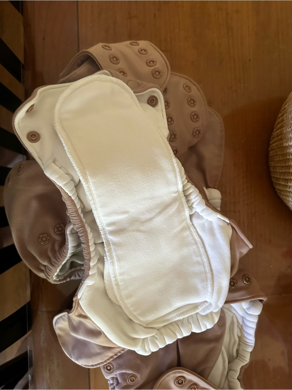 5 GroVia AIO Buttah Cloth Diapers in desert sand with Snap Fasteners super soft - Picture 6 of 10